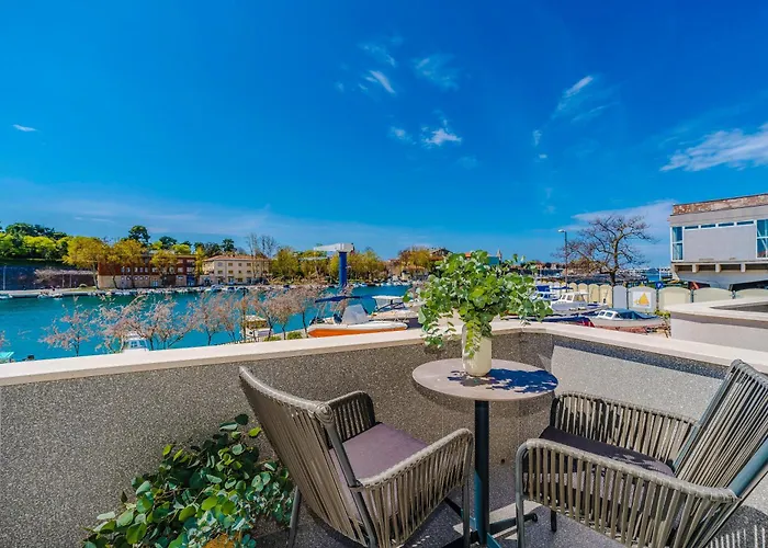 Villa Ghisi Apartments